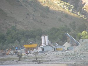 <p>The Kishanganga project site in 2012 [image by Athar Parvaiz]</p>