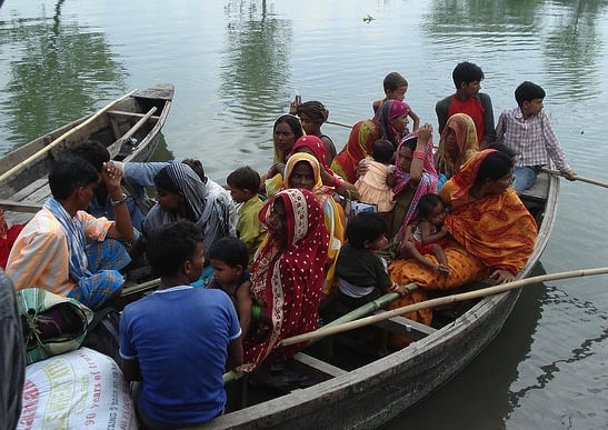 <p>Relief efforts are underway as monsoon floods displace tens of thousands of people along the Rapti, Ganghra and other rivers flowing through India and Nepal (Photo by harjjumend)</p>