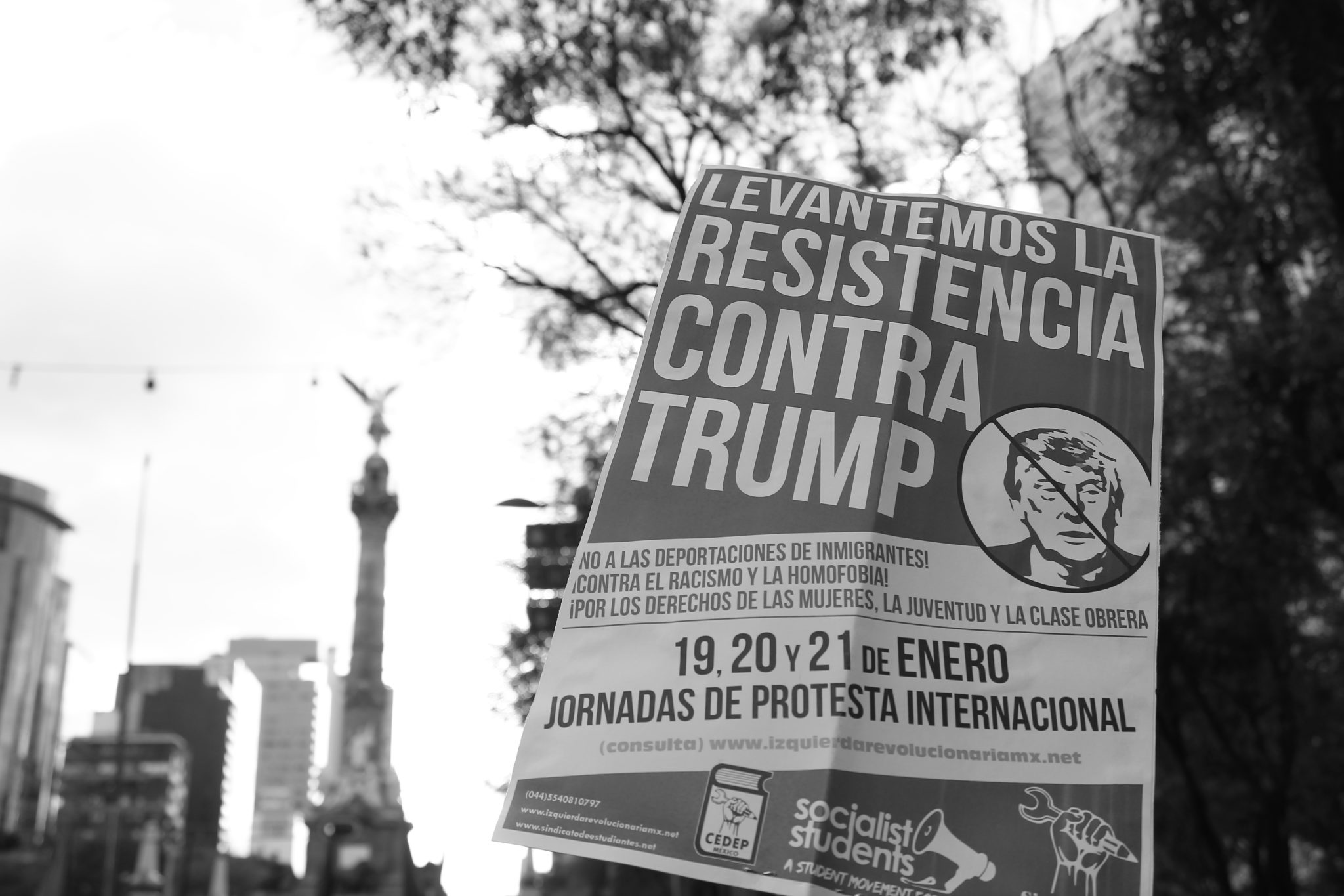 <p>An anti-Trump protest in Mexico City (image: <a href="https://www.flickr.com/photos/127787973@N06/32393209236" target="_blank" rel="noopener">Adrian Martinez </a>)</p>