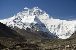 <p>The north face of Mount Everest as seen from the Qinghai-Tibet Plateau [image by: Luca Galuzzi]</p>