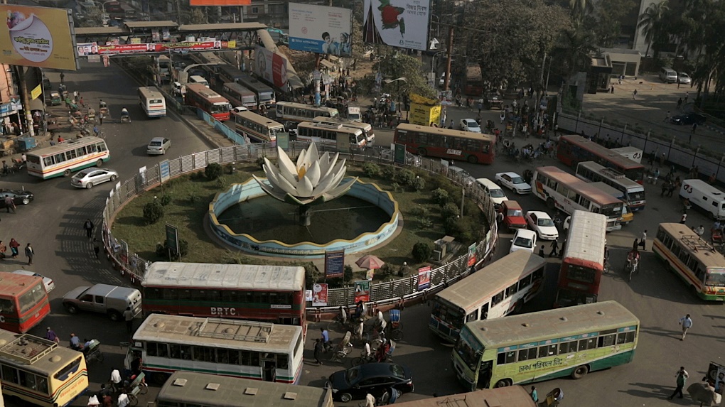 <p>Vehicles are the second largest cause of air pollution in Bangladesh [image by: Barkat Hossain Polash]</p>