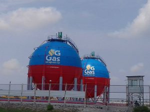 <p>A new gas plant on the edge of the Sundarbans [image by: Pinaki Roy]</p>