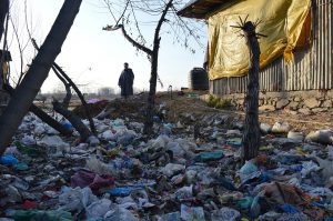 <p>Solid waste &#8211; including plastic refuse &#8211; in Khushal Sar, a dying water body in Srinagar [image by: Athar Parvaiz]</p>