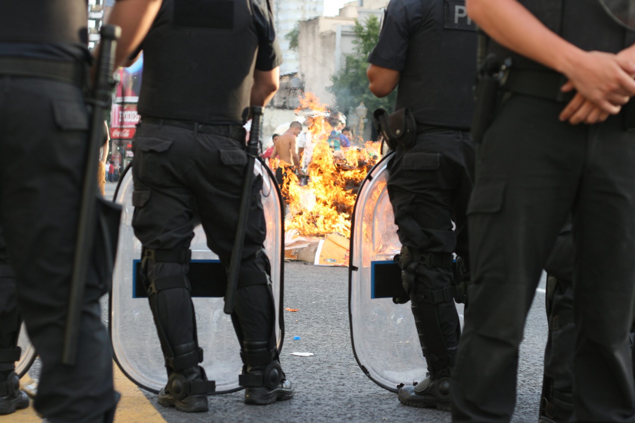 <p>Argentina has experienced numerous protests under President Macri (image: <a href="https://www.flickr.com/photos/monkfotografia/31875083810/in/photolist-QVduHN-QyG8Uw-P5Q4Tg-Ne5GEA-MrF713-MrF3aC-MX5D2Y-NppZMM-MX5s5N-NmazE5-NgJEA6">Monk Fotografía</a>)</p>