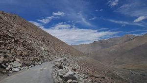 dry mountains of Ladakh desert [image by: Hridayesh Joshi]
