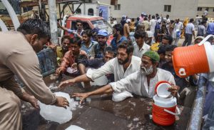 <p>The heatwave in India and Pakistan, which killed thousands in 2015, has been attributed to climate change [image by: Qaisar Khan / Anadolu Agency]</p>
