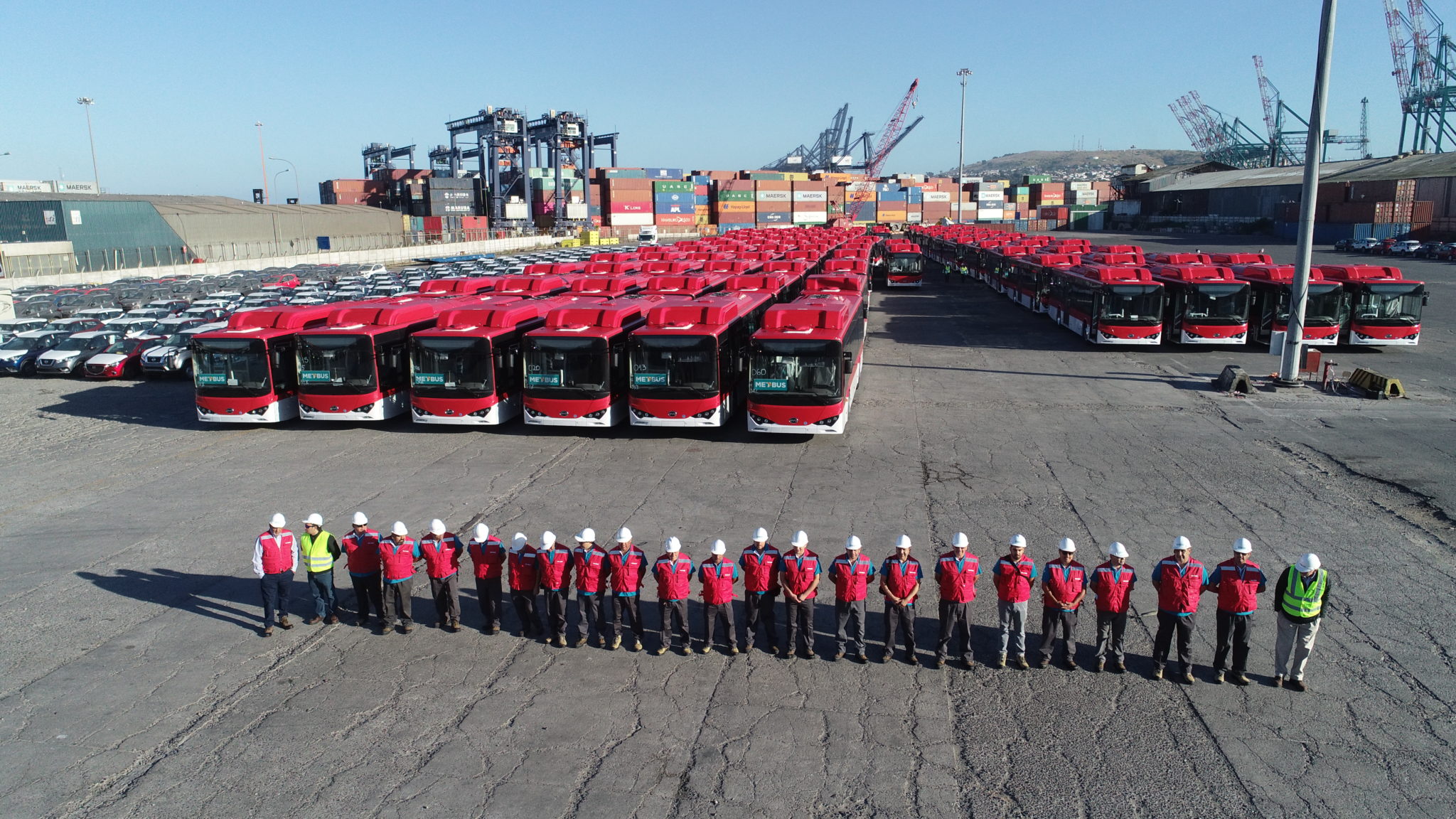 <p>200 ônibus elétricos entrarão em peração em Santiago. Foto: Ministério do Transporte &#8211; Chile</p>