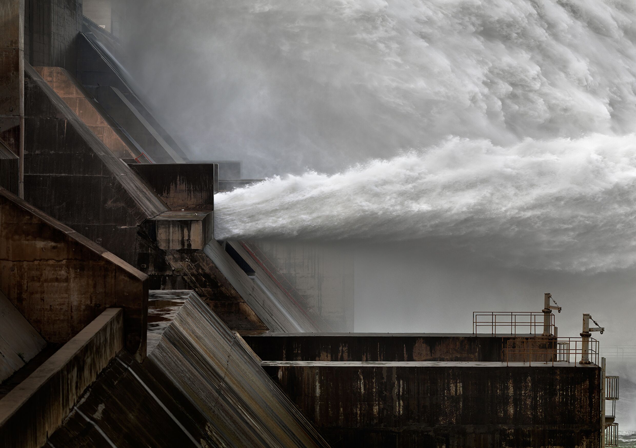 <p>Xiaolangdi Dam on the Yellow River, Henan Province (Photo by Sjonnie van der Kist )</p>