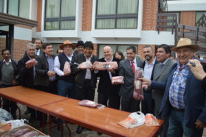 <p>Bolivian farmers are celebrating the opening of the beef market to China, news that is welcomed as it is likely to increase their production. Image: <a href="https://fegasacruz.org/presentacion-de-la-marca-boliviannaturalbeef/">Fegazacruz</a>.</p>