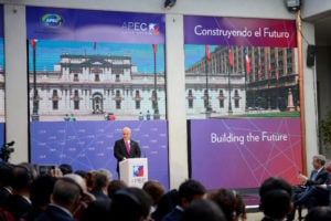 <p>Presidente Sebastián Piñera no evento de lançamento da Cúpula da APEC de 2019, que será realizado em Santiago (imagem: <a href="https://www.flickr.com/photos/secretaria_general_de_gobierno/46236812592/">Ministerio Secretaría General del Gobierno</a>)</p>