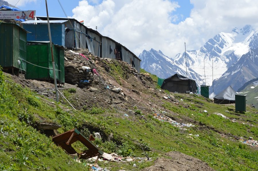 waste clumped at langer at Brari Marg