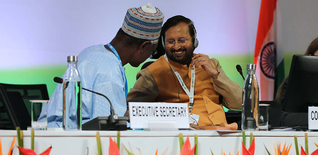 <p>Ibrahim Thiaw, Executive Secretary, UNCCD (left), and COP 14 President, Prakash Javadekar, India&#8217;s Environment Minister, at the New Delhi summit [Image by: IISD/ENB]</p>