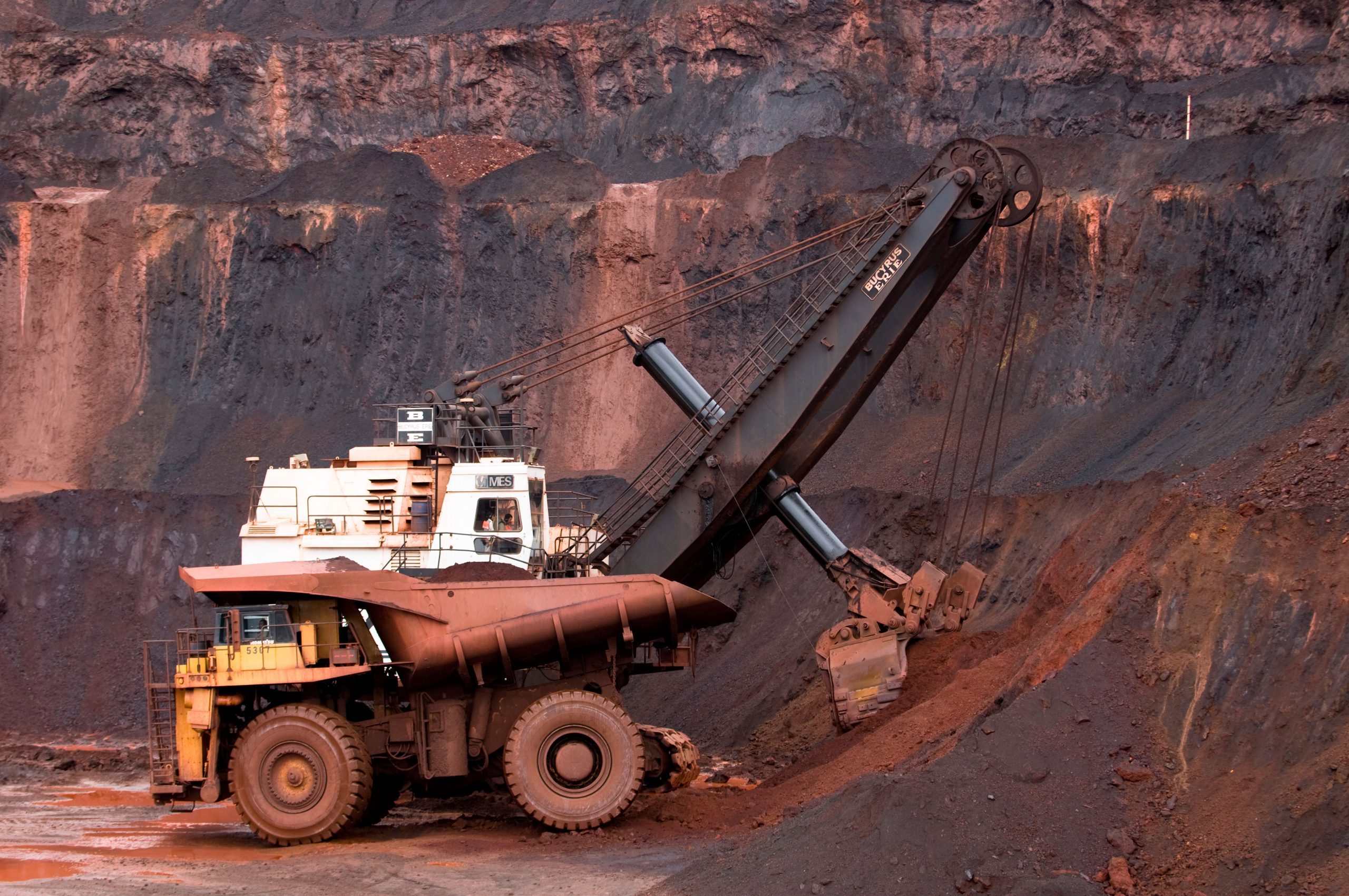 Communities Resist Chinese Mining Company s Iron Ore Tailings Dam 