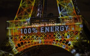 <p>The Eiffel Tower dressed up for COP21 (Image by Mark Dixon</p>