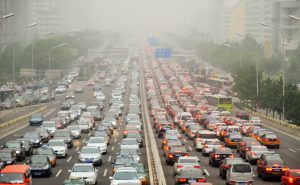 <p>Crowdsourcing could increase commuter efficiency, helping to cut pollution from China&#39;s 200 million automobiles, says the New Cities Foundation (Image by&nbsp;Saf&#39;)</p>