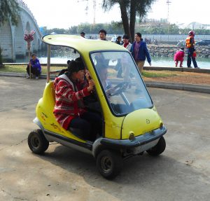 electric car in Haikou park