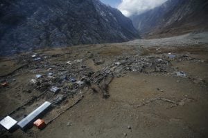 <p>喜马拉雅地区的地震引发了经常性的山体滑坡，进而导致河流阻塞。图片来源：Alamy</p>