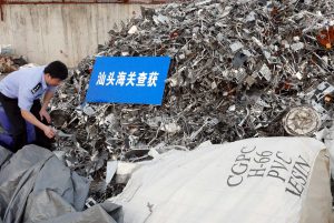 Police in Guangdong seizing illegally imported waste