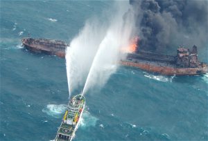 <p>The Sanchi oil tanker days&nbsp;before it sank&nbsp;(Image:&nbsp;weibo)</p>