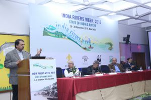 <p>Shashi Shekhar speaking at India Rivers Week (Image courtesy India Rivers Week)</p>