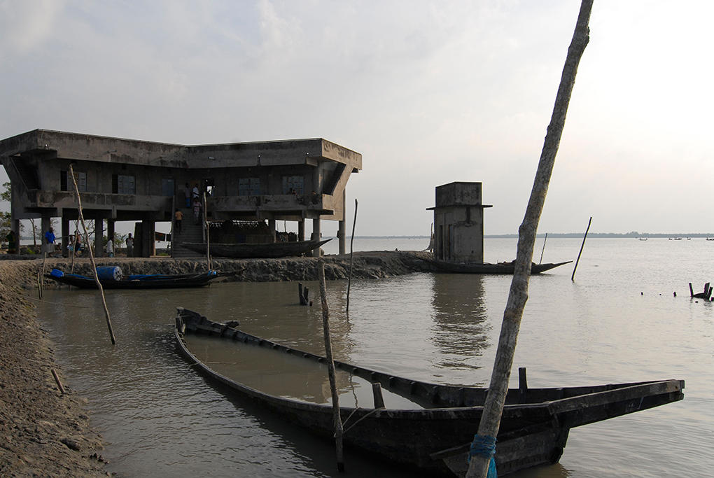 Cyclone shelter at Kalabogi village, in the Khulna division of Bangladesh, close to the Bay of Bengal coast; the shelters are typically built on stilts so that livestock can be housed at the ground level [image by: Alamy]