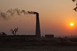 <p>Highly polluting brick kilns are a common sight in Pakistan [Image by: Alamy]</p>
