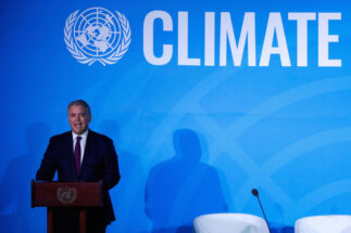 <p>O presidente colombiano Iván Duque na cúpula de ação climática das Nações Unidas em 2019. A Colômbia antecipou a meta de seu novo NDC em novembro, com uma redução de 51% nas emissões (Imagem Alamy)</p>