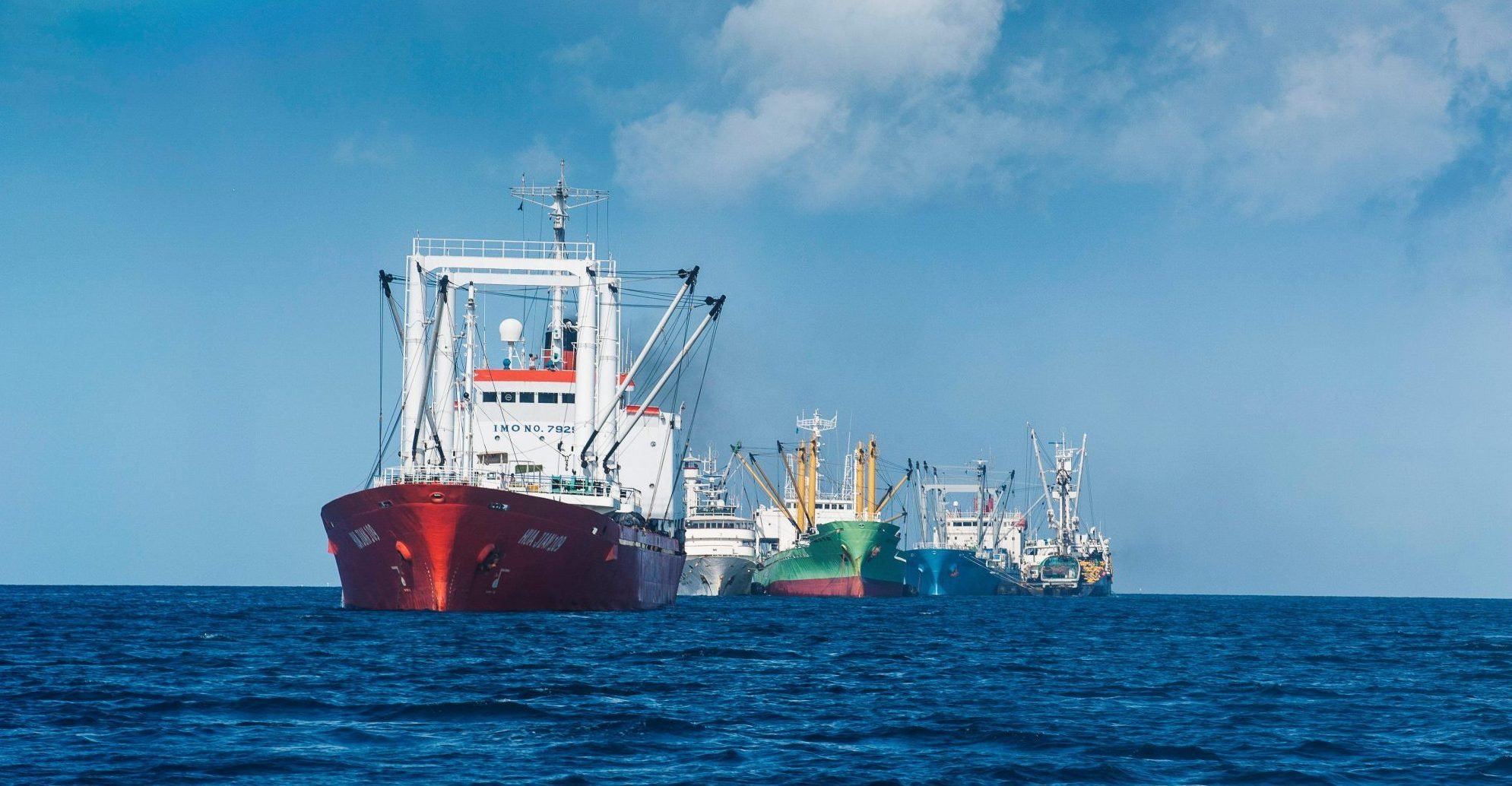 <p>Chinese fishing trawlers off Pohnpei, Micronesia (Image: Alamy)</p>