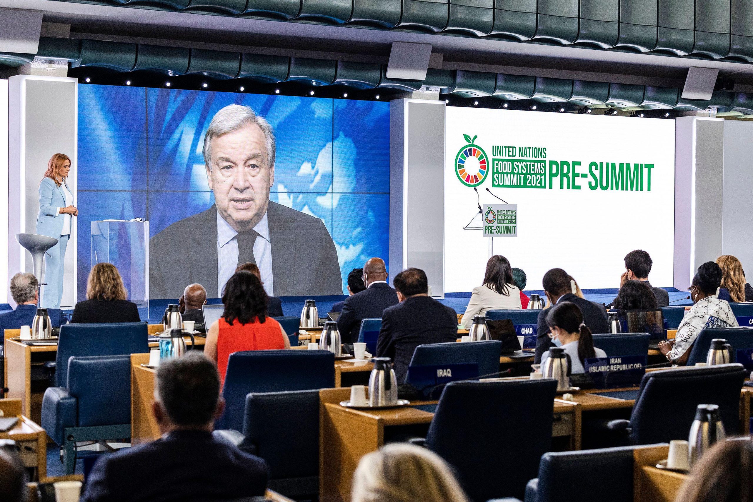 El secretario general de la ONU, António Guterres, se dirige a los delegados en un evento previo a la reciente Cumbre sobre Sistemas Alimentarios