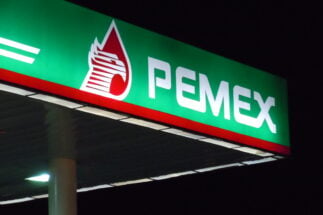 <p>Pemex, Mexico&#8217;s state owned petroleum company is one of the biggest emitters of greenhouse gases in history (photo: <a href="https://flickr.com/photos/rutlo/5337912858/in/photolist-98Gcwj-2kxnjiC-5RUD2j-5PoozE-5exo2c-5extnM-5extrr-2Wsbq-9A5HXA-2kS9tjz-5Pj5bz-9CcXrP-4Cfkeq-DR5PBj-a6eDUp-4zHg4i-52a2pD-Q1tnL-5JEUwc-H9YjhD-bnG2aC-jULkWJ-z9mpT-RaYUi-5YNSB-5ERvHK-PMGy5-Nyo4x-9m4wZW-F1nGJ-4xwncC-2kSKqiC-mBb3wB-8rzavu-qiFUhm-qAfGM2-irQ2x-8ruDPZ-52kkDV-6HMtgK-6HMqPR-9idBmt-bF4356-6HMqai-dRN6GU-6HMpfM-7eF6Zp-6HMpLv-6HMpP8-6e4bsj">Flickr</a>)</p>