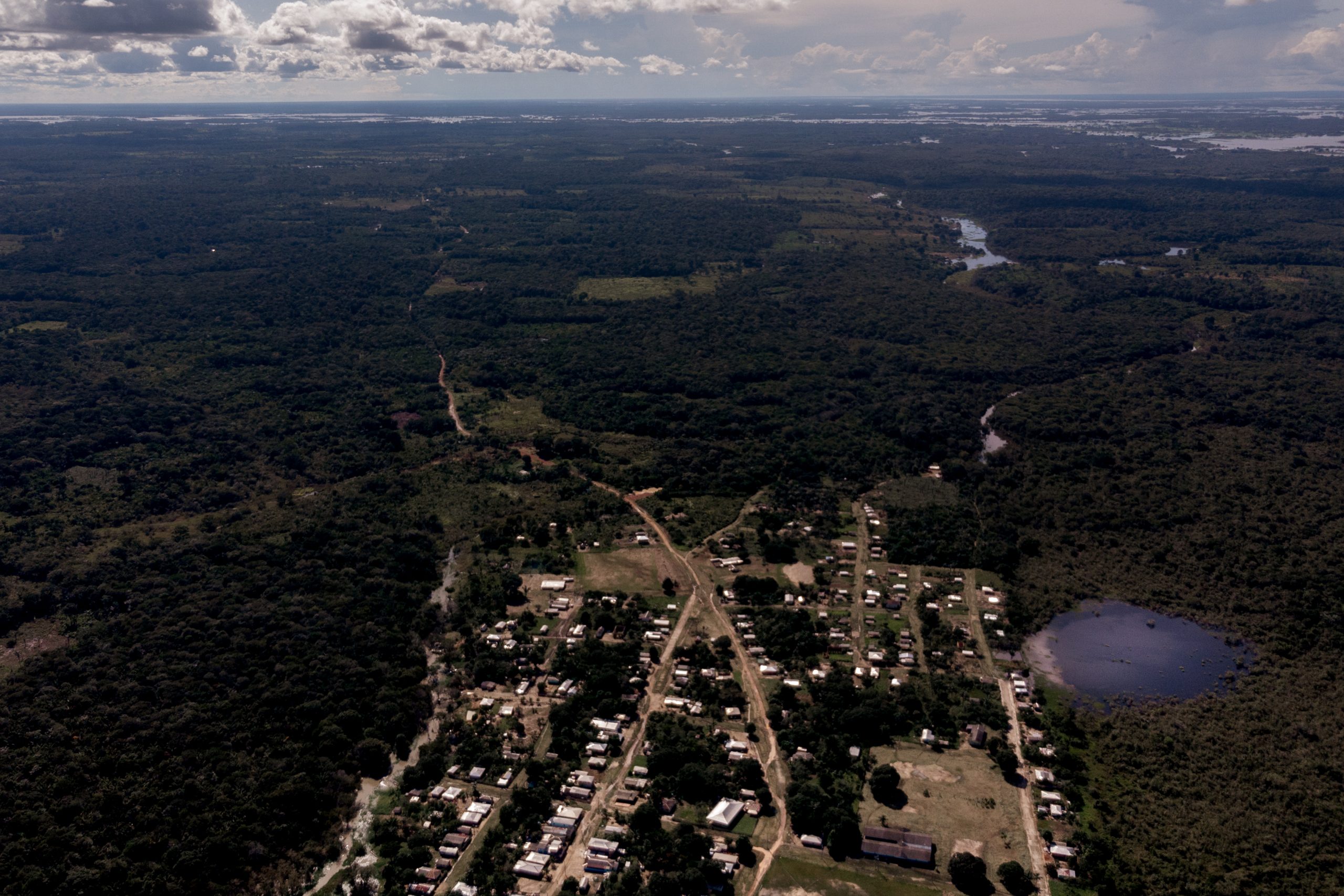 vista aérea de uma planta de extração de potássio na Amazônia