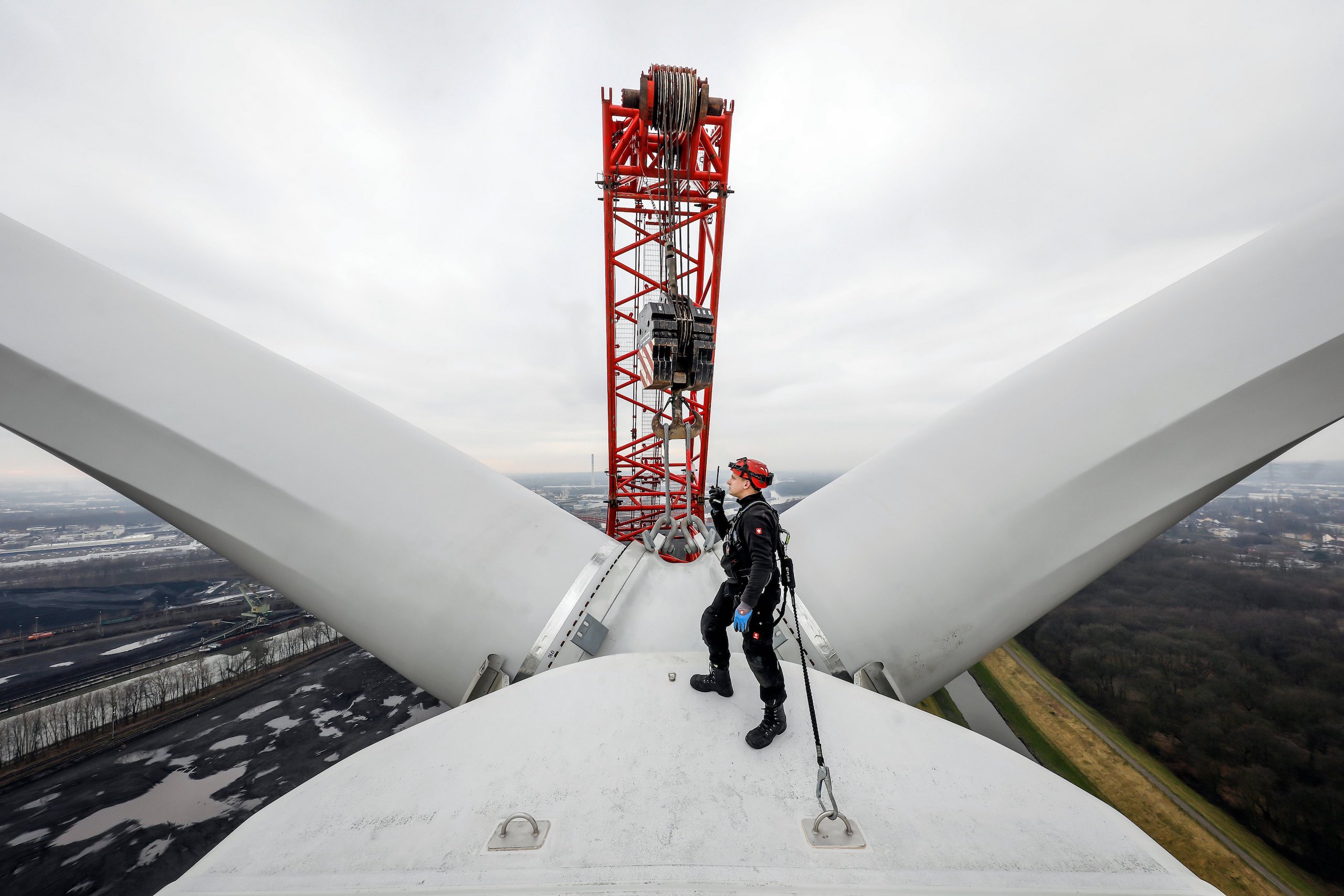 A wind turbine being assembled in Bottrop.