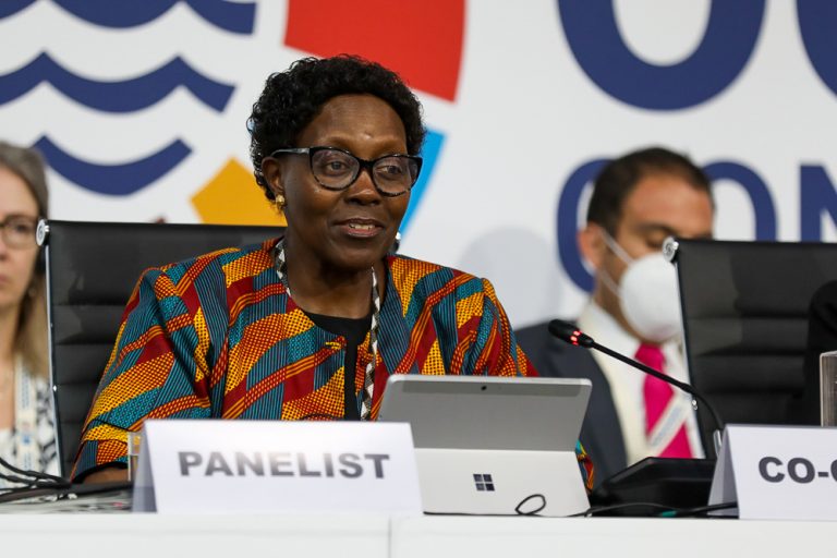 <p>Elizabeth Mrema na Conferência dos Oceanos da ONU, realizada de 27 de junho a 1º de julho em Lisboa (Imagem: IISD/ENB | Kiara Worth)</p>