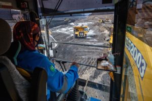 <p>印度尼西亚东加里曼丹省的一处煤矿 。图片来源：Afriadi Hikmal / Alamy</p>