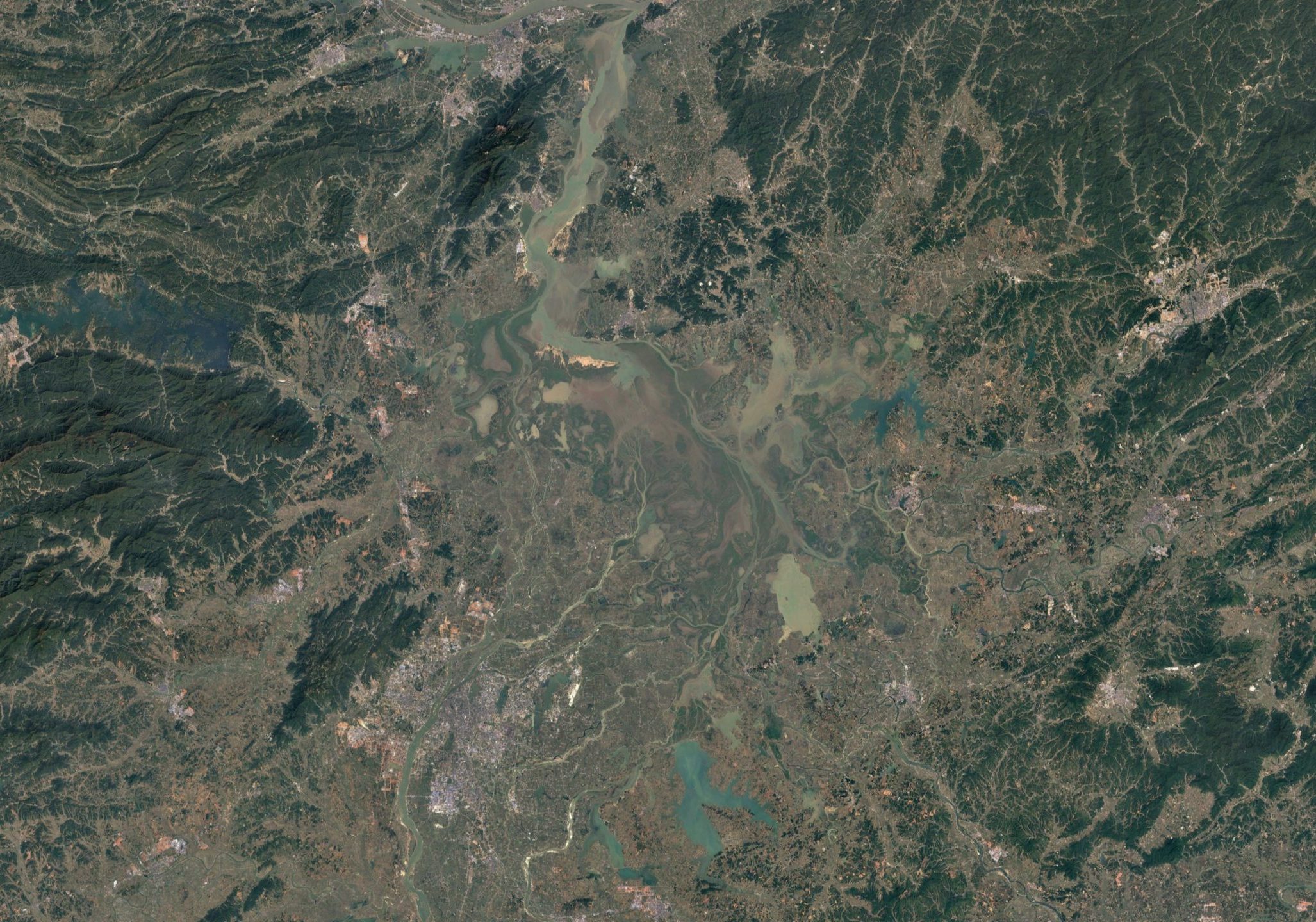 satellite image of Poyang Lake in 2018