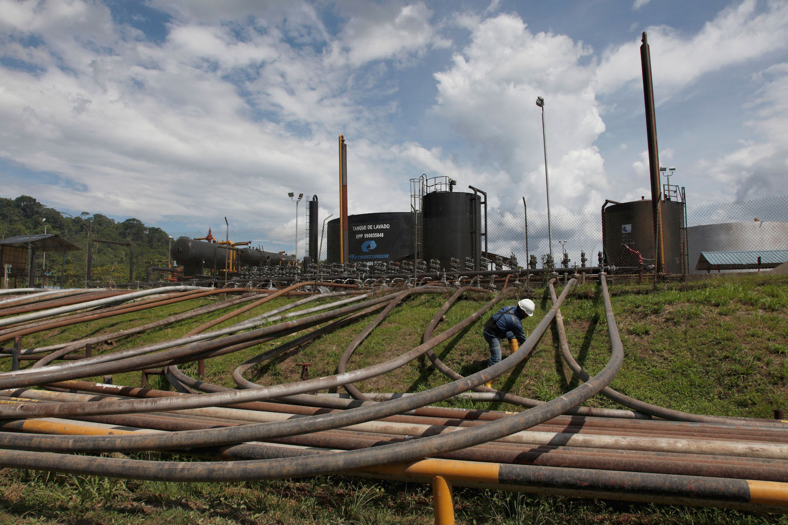 canos de petróleo no Parque Yasuní