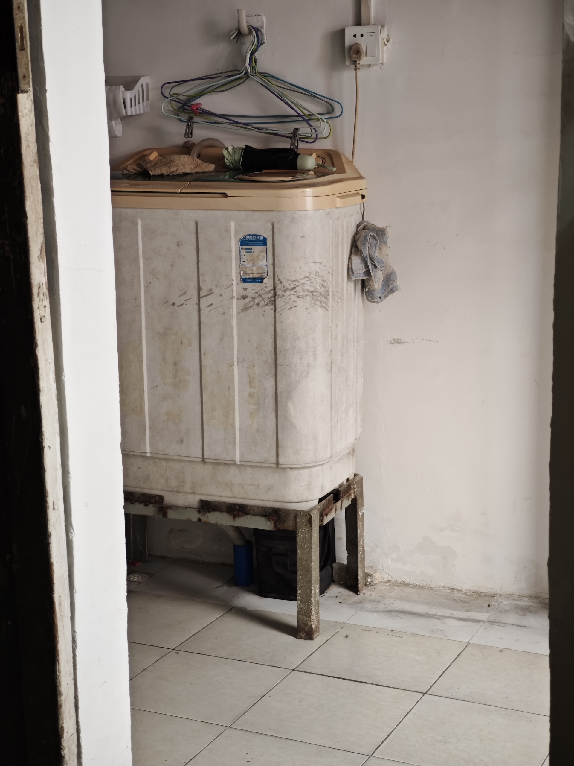 a washing machine being elevated