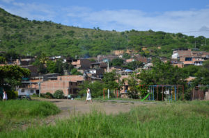 <p>A view of Panorama, an informal settlement in the city of Yumbo, Colombia. Faced with poverty, pollution and limited state support, locals have led reforestation programmes, and the creation of urban vegetable gardens and water reservoirs in public parks, among other initiatives. (Image: Gonzalo Lizarralde)</p>