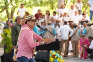 <p>Gustavo Petro speaks to communities of San Juan del Cesar, northern Colombia. In just a year and a half, the president has faced two ministerial crises, while his plans for a greener country have run into obstacles. (Image: <a href="https://flic.kr/p/2oLMQaq">Juan Cano</a> / <a href="https://flic.kr/p/2oKR4ab">Presidencia de Colombia</a>, <a href="https://creativecommons.org/publicdomain/mark/1.0/">PDM</a>)</p>
