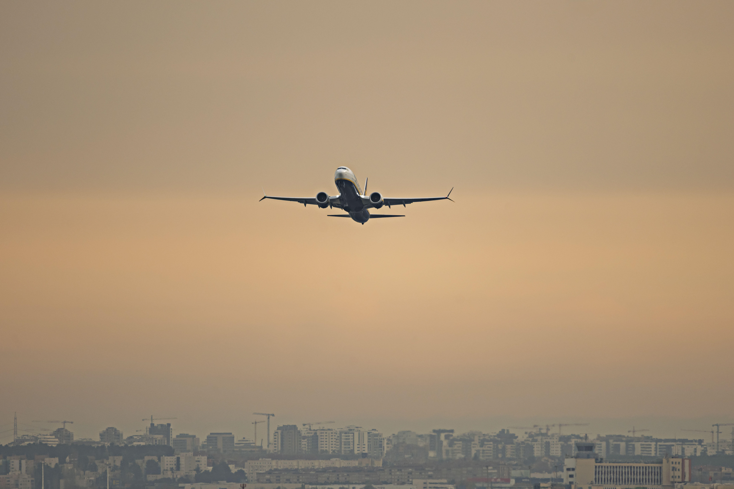 <p>A warming planet is leading to increased air turbulence at a time when air traffic is increasing substantially in countries like India and Pakistan (Image: <span id="automationNormalName">Tomás Llamas Quintas</span> / Alamy)</p>