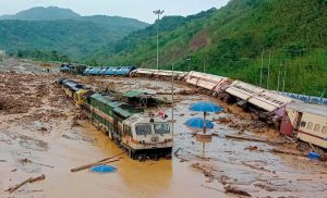 Train stranded in mudslides
