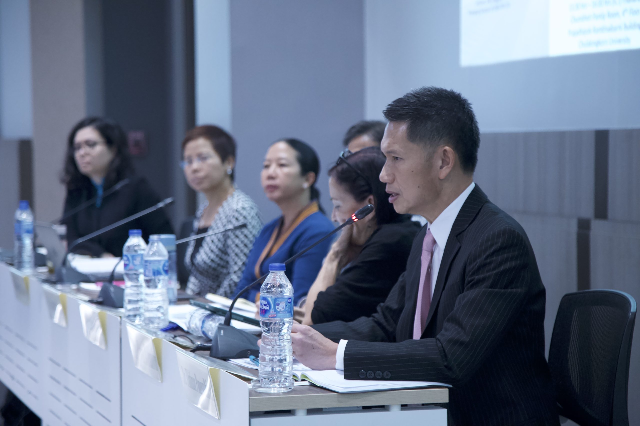 <p>Thitinan Pongsudhirak, professor and senior fellow of the Institute of Security and International Studies (ISIS Thailand), speaking at the public panel event held at Chulalongkorn University in Bangkok, on 28 August, 2024 (Image: Soraya Kishtwari / Dialogue Earth)</p>