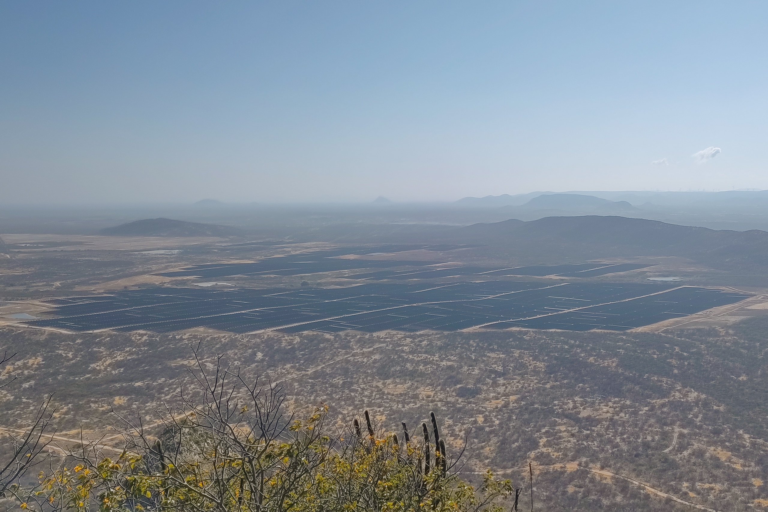 <p>View of one of the 28 power plants of the Santa Luzia solar complex, in the arid Seridó region, in Paraíba state, Brazil. By 2027, the complex could clear 1,500 hectares to install more than 2.6 million photovoltaic panels and achieve 1.4 gigawatts of installed capacity (Image: Yasmin Formiga)</p>