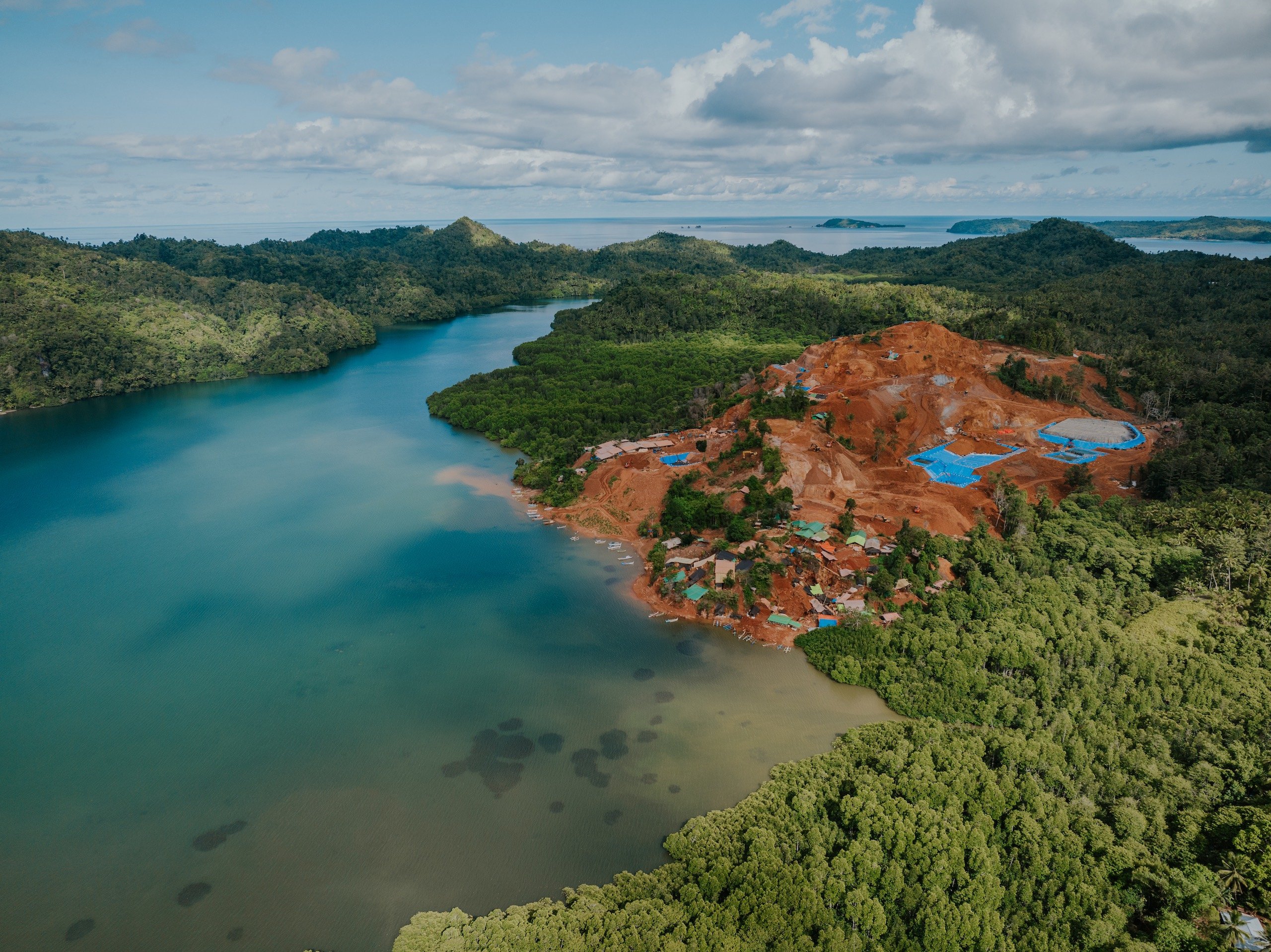 <p>An illegal gold mine on Sangihe Island, North Sulawesi, Indonesia (Image © Alif Rizky / Greenpeace)</p>