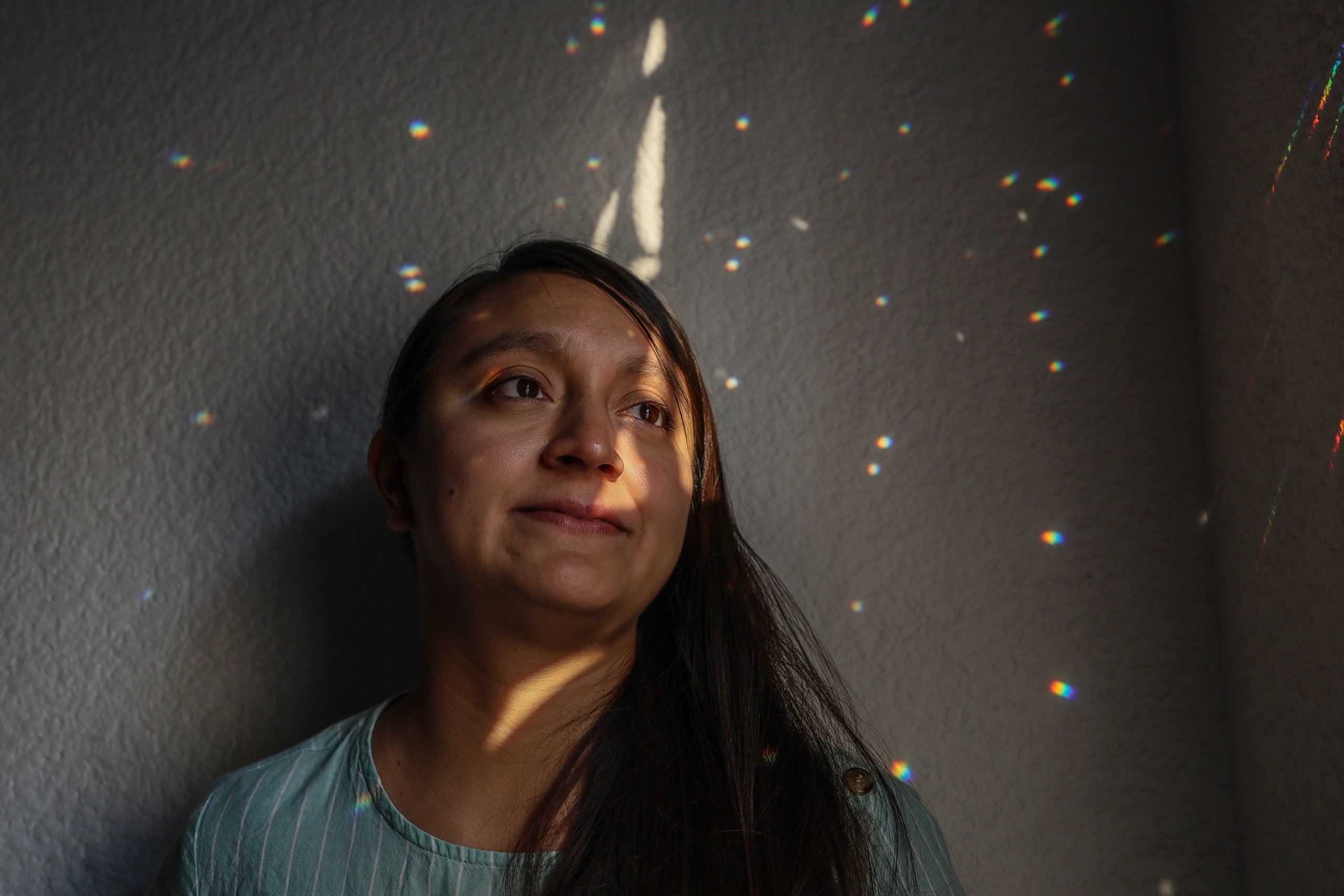 Yanine Quiroz em sua casa no Estado do México, em março de 2025