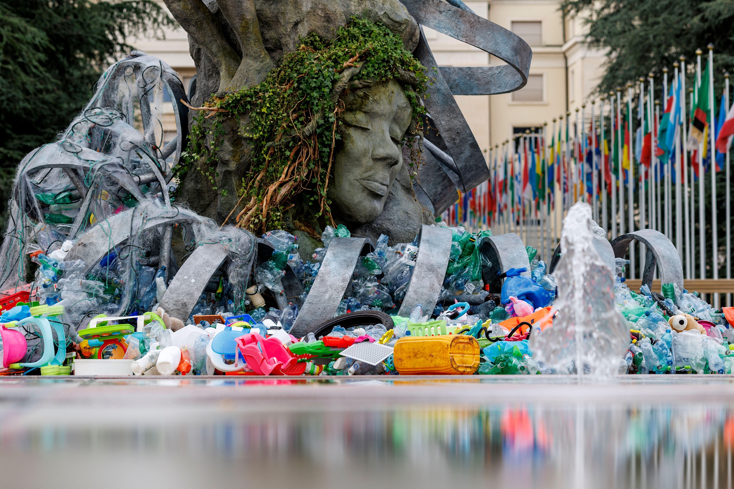 <p>The Thinker&#8217;s Burden, a sculptural remix of Rodin&#8217;s Thinker, created for the plastics treaty negotiations, and positioned in front of the European headquarters of the UN in Geneva (Image: Orjan Ellingvag / Alamy)</p>