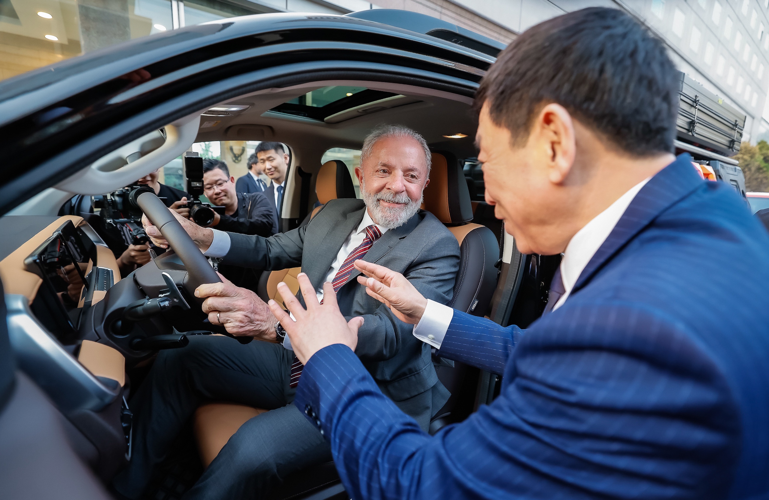 <p>Brazilian President Luiz Inácio Lula da Silva tests out an electric car from Great Wall Motors during his visit to Beijing in May, where he signed agreements with wind energy and sustainable aviation fuel companies to establish projects in Brazil (Image: <a href="https://www.flickr.com/photos/palaciodoplanalto/54514323399/in/album-72177720326068913">Ricardo Stuckert</a> / <a href="https://www.flickr.com/people/palaciodoplanalto/">Palácio do Planalto</a>, <a href="https://creativecommons.org/licenses/by-nd/2.0/deed.en">CC BY ND</a>)</p>