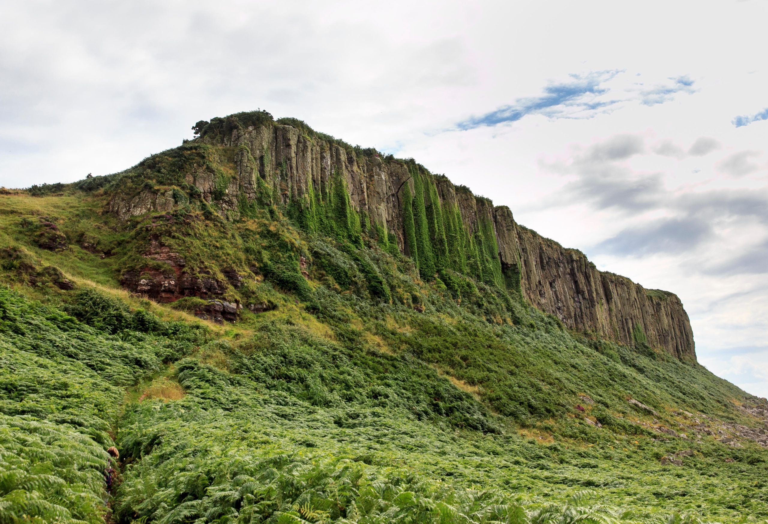 Doon cliff at Drumadoon