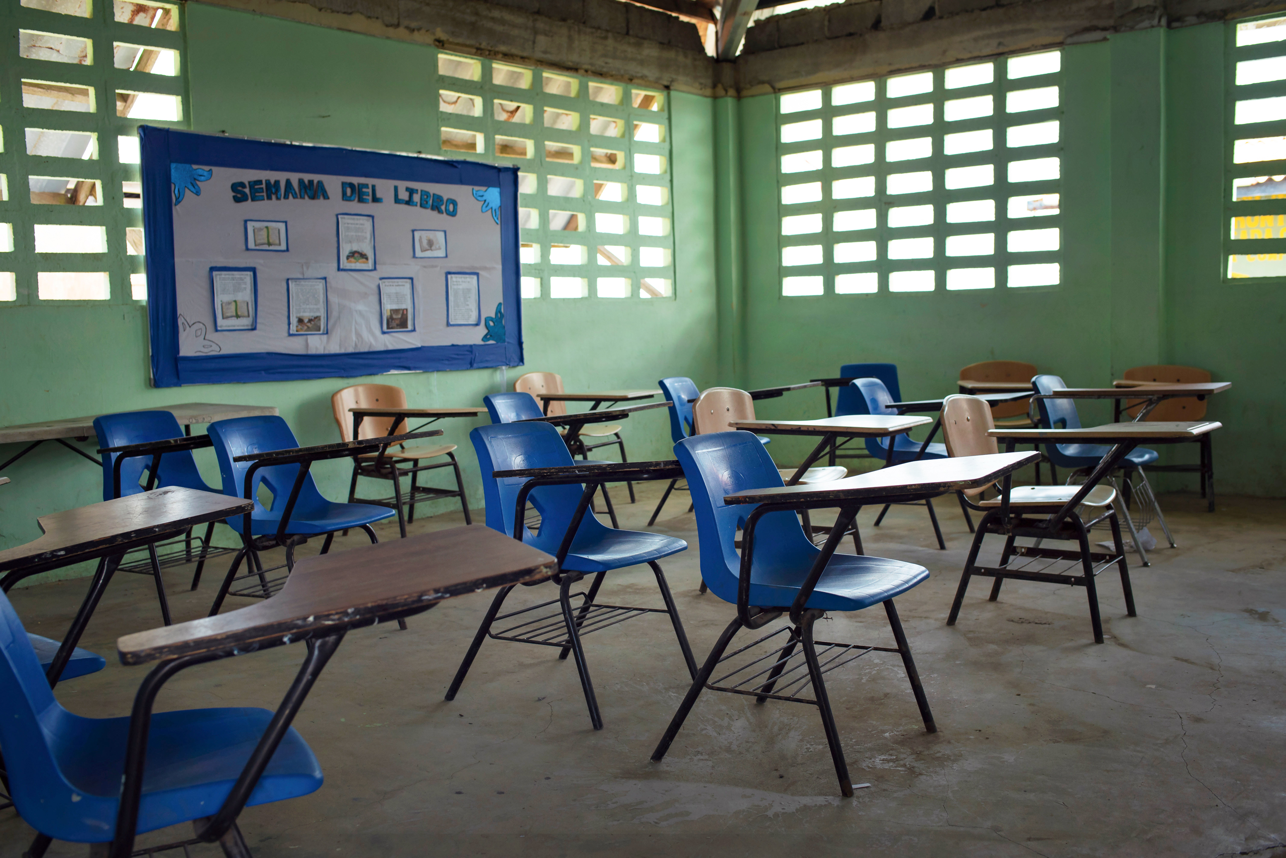 <p>An empty classroom in Panama’s San Blas Islands. Schools and students in low and middle-income countries are more affected by heat (Image: Ida Pap / Alamy)</p>