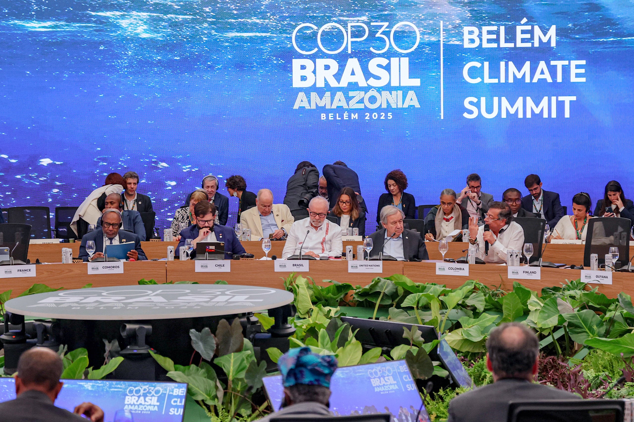 <p>Leaders gathered at a pre-COP30 meeting in Belém, Brazil. At the summit’s opening, Brazil proposed the development of a ‘roadmap’ to transition away from fossil fuels (Image: <a href="https://flic.kr/p/2rDVpJh">Joel González</a> / <a href="https://www.flickr.com/people/197399771@N06">Presidencia de Colombia</a>, <a href="https://creativecommons.org/publicdomain/mark/1.0/deed.pt-br">PDM</a>)</p>